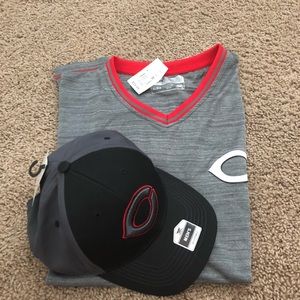 Cincanatti reds men’s shirt and hat